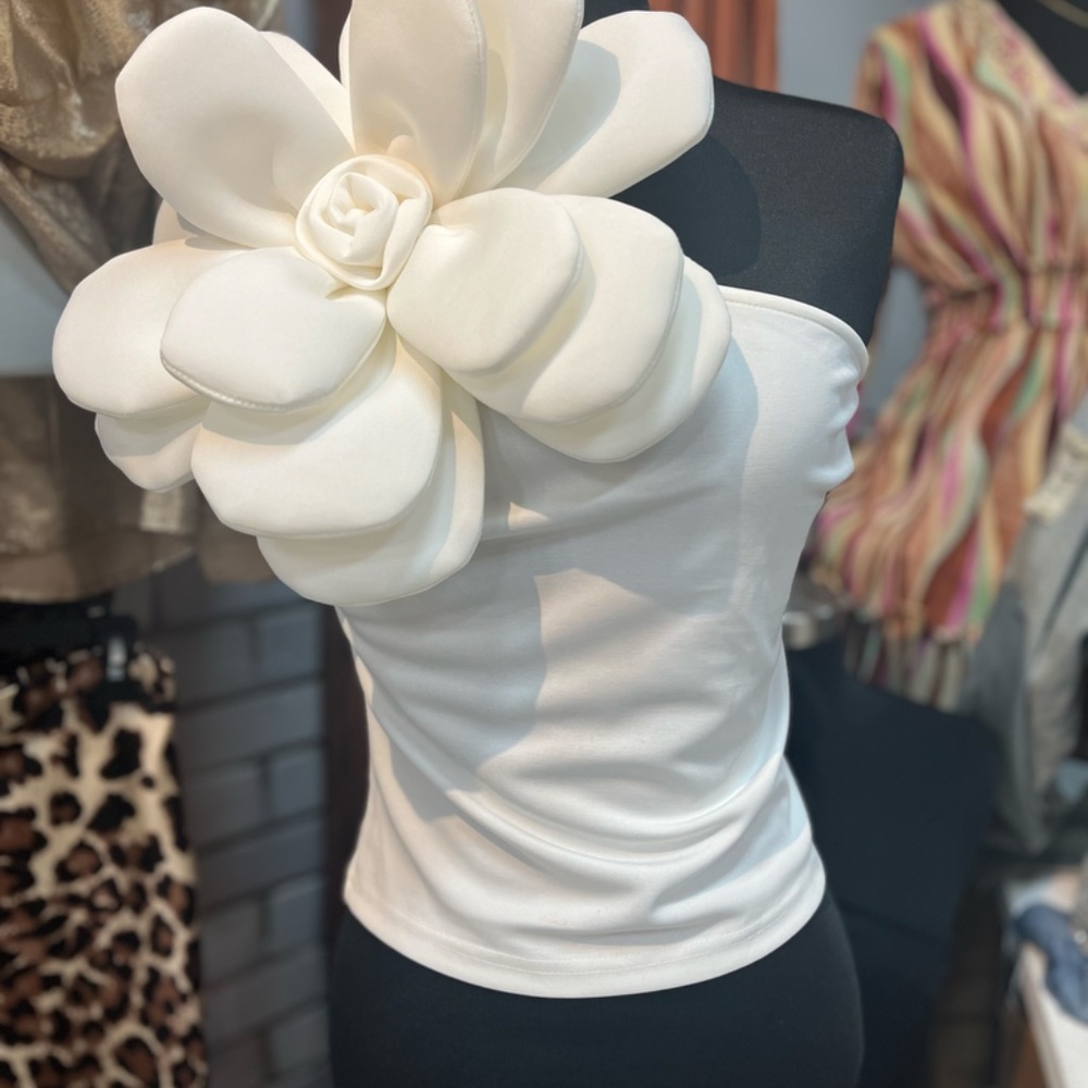 Nylon Apparel -  3 D Floral One Shoulder Top, White, Sizes‎ S - NWT
